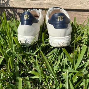 Paul green Rozlyn Sneaker In Ice Ivory
Space Combo EUR 7 US 9.5 gently used